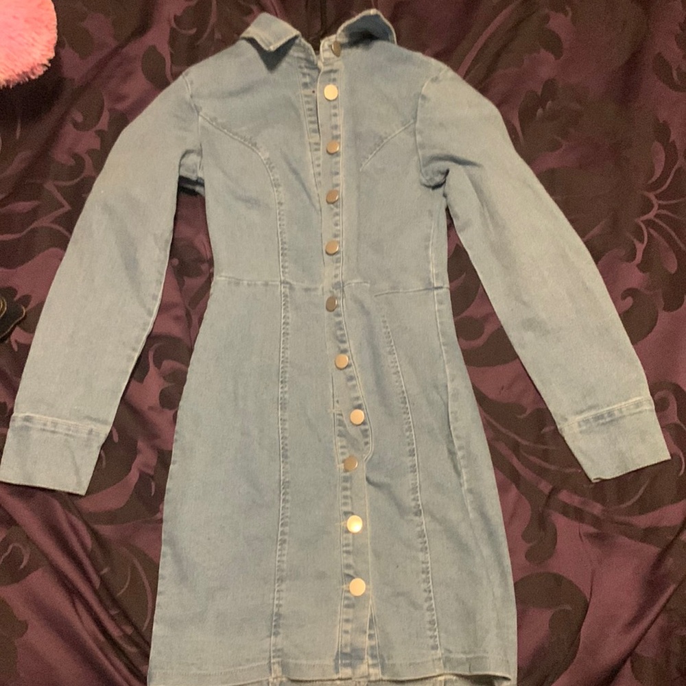 jean dress w buttons from shein size medium
